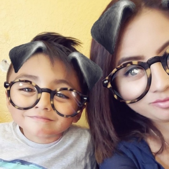 Meet your Posher, Brenda - Picture 1 of 1